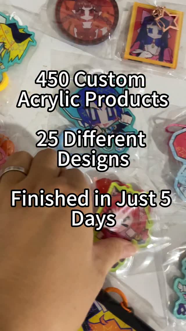 jiangxiyitong Facebook ad: 450 custom acrylic products.