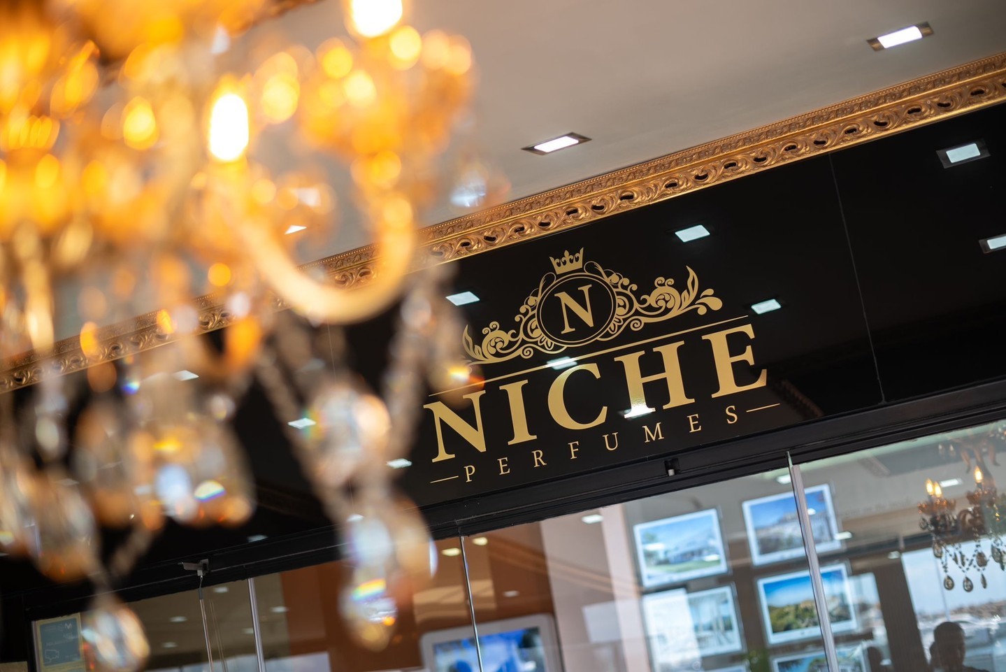 Niche Perfumes Facebook ad