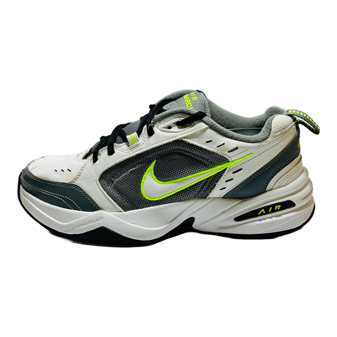 Preloved Treasures.PK Facebook ad: Get 100% Authentic Branded Shoes in Low Prices!