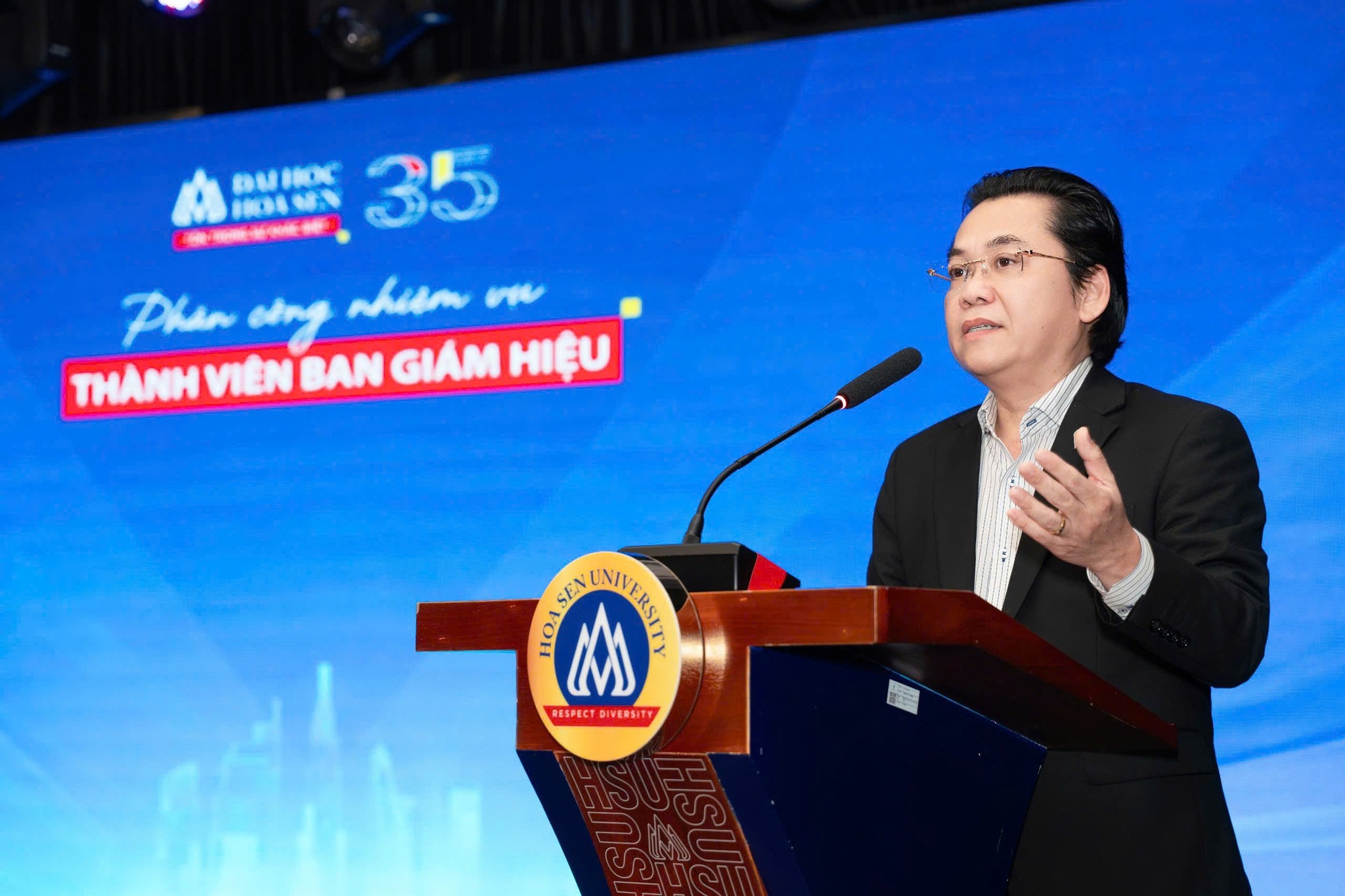 Đại Học Hoa Sen Facebook ad: TRƯỜNG ĐẠI HỌC HOA SEN BỔ NHIỆM LÃNH…