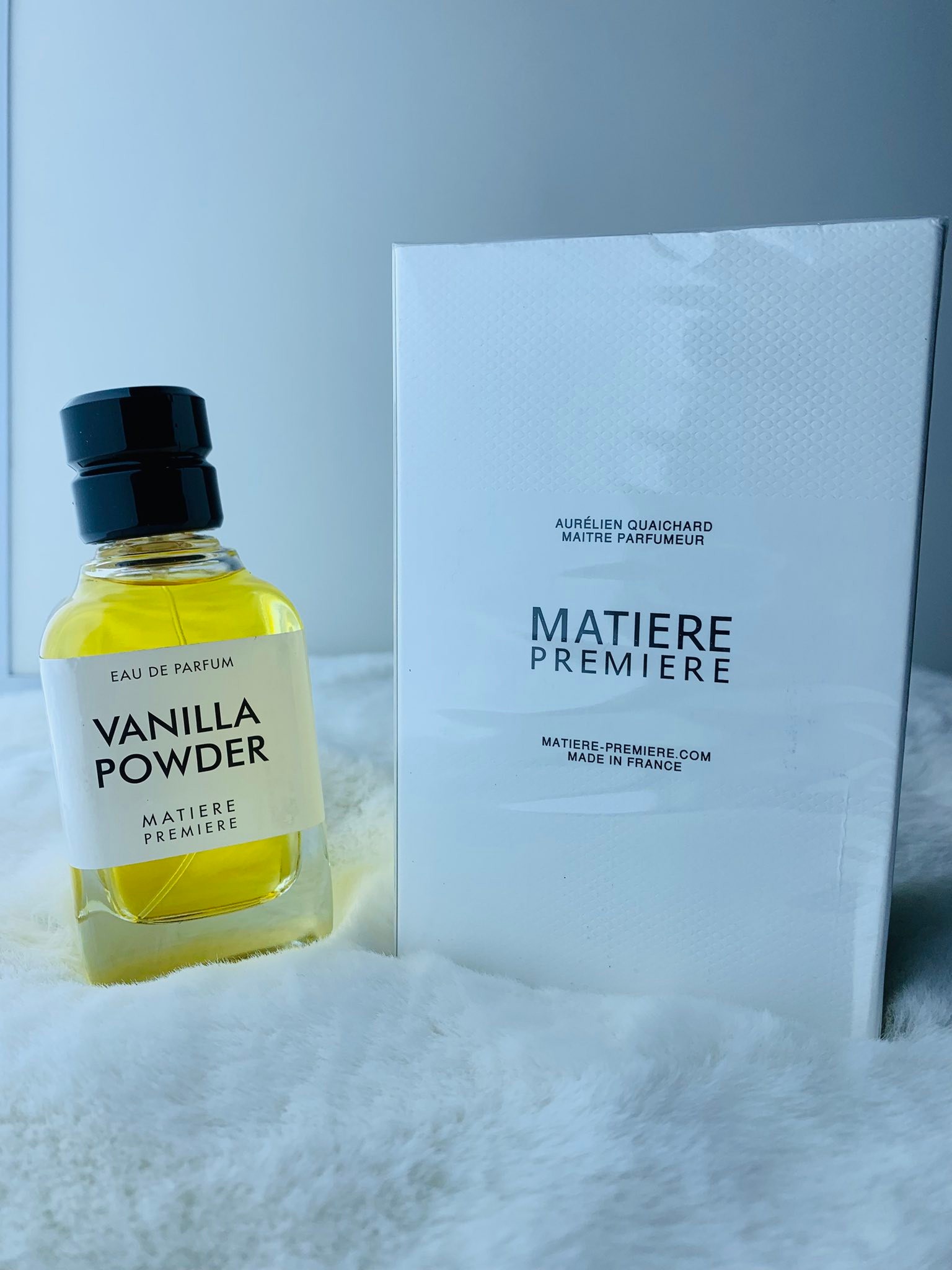 Eleulma degetal box Facebook ad: فخامة الفانيلا الفرنسية وصلت عطر VANILLA POWDER من…
