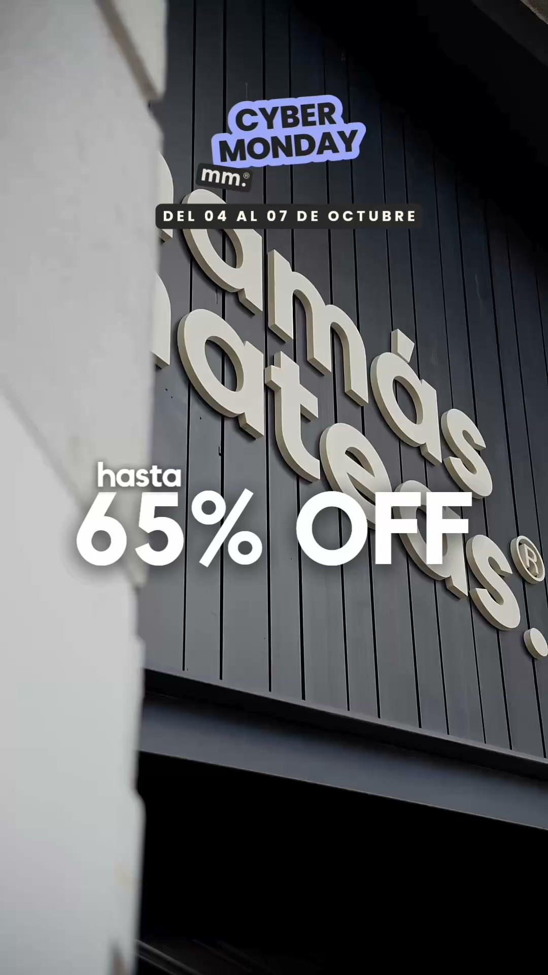 Mamás Mateas Facebook ad: ¡CYBER MONDAY YA ESTÁ EN MAMÁS MATEAS!