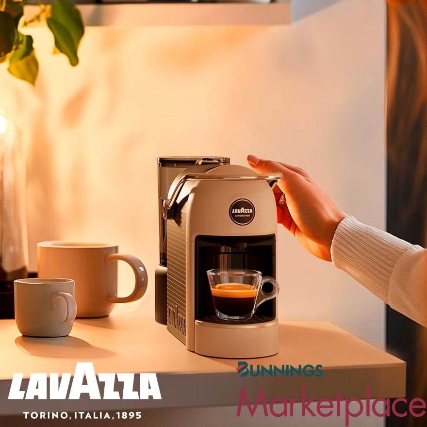 Bunnings Warehouse Australia Facebook ad