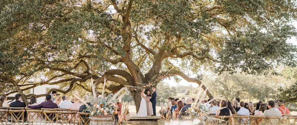 The Oaks at High Hill Venue & Villas Facebook ad: The Oaks at High Hill Venue | Wedding Venue | On-Site…