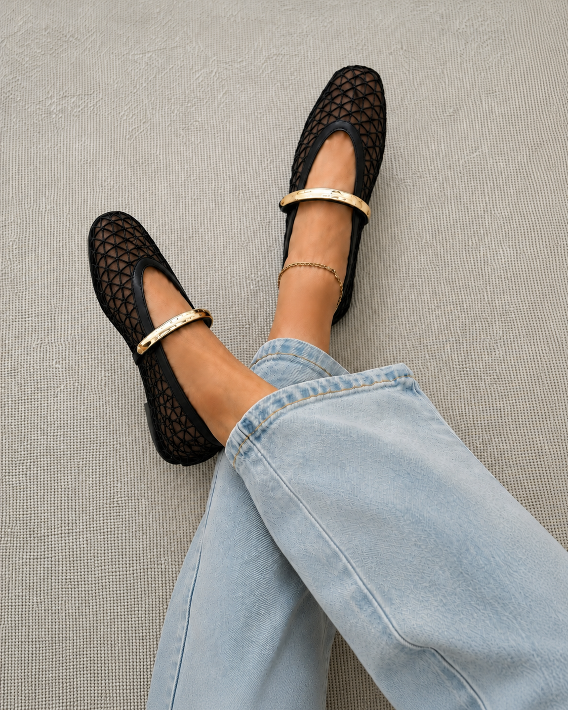 stilettos.col Facebook ad
