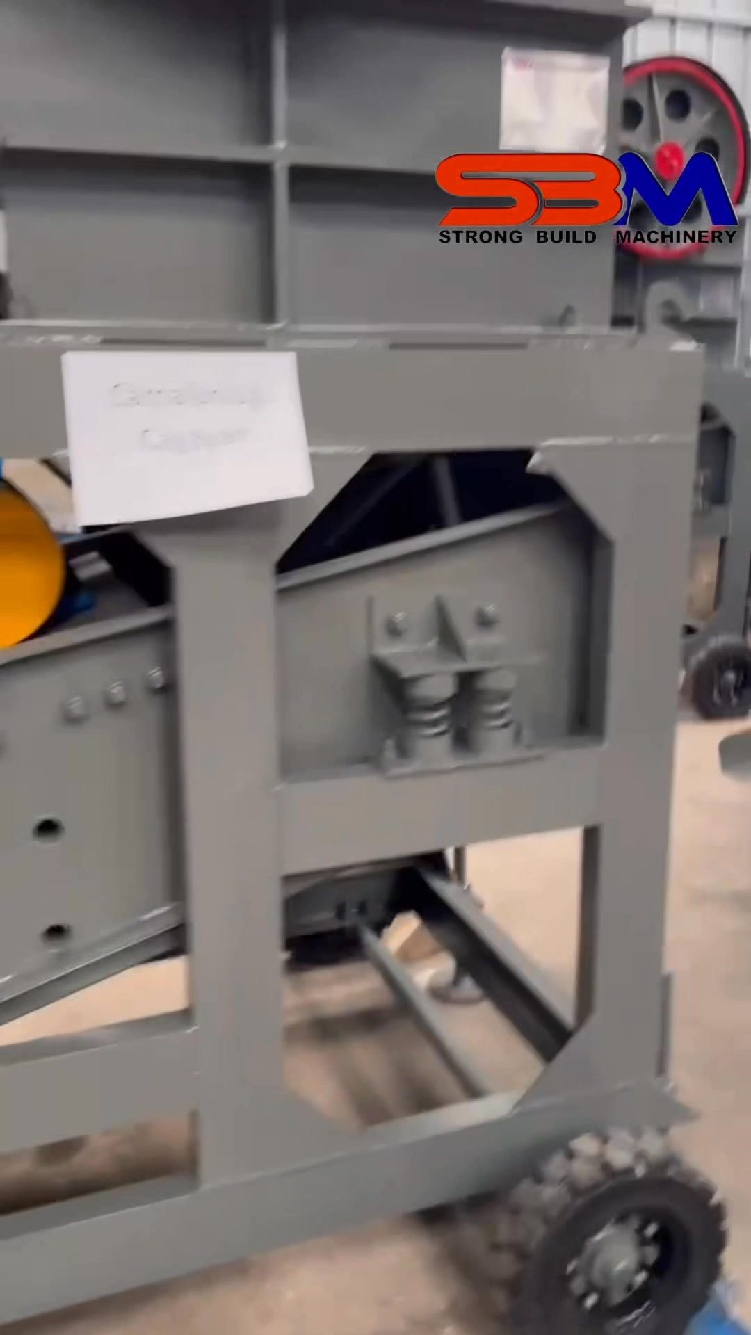 Strong Build Machinery Pampanga Branch Facebook ad: SBM 20TPH Compact Mobile Crusher with 3 Layers…