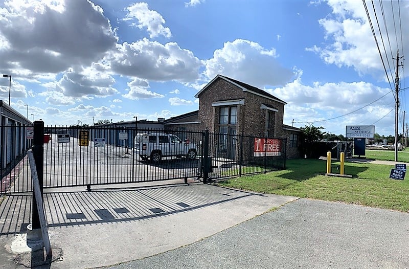 A-Mini Storage Facebook ad: Self Storage in Pasadena, TX 77505 | A-Mini Storage | U-Haul