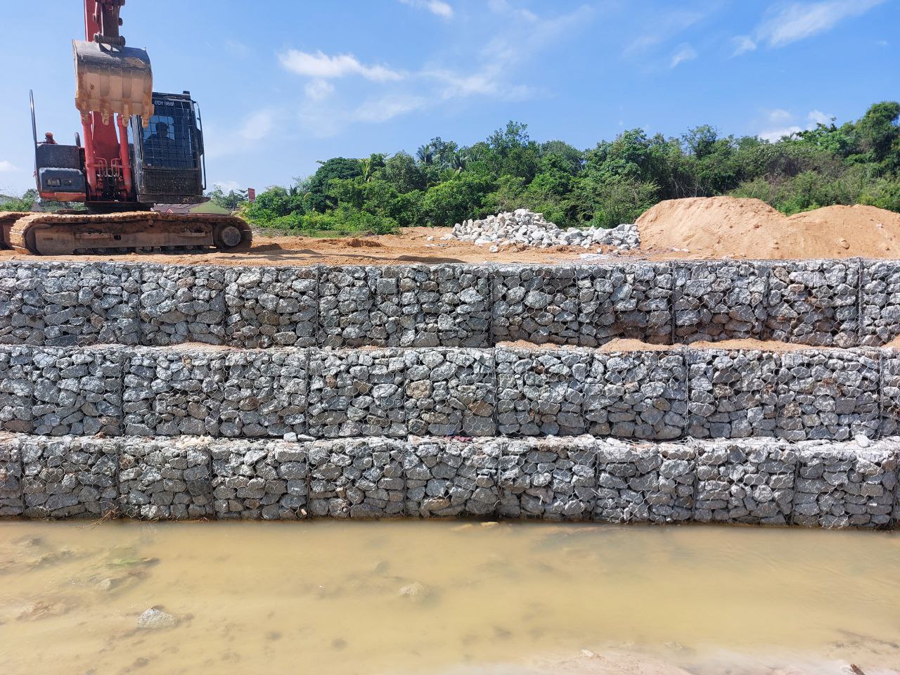 Gubah Bina - Gabion Wall Specialist Facebook ad: Benteng Gabion Wall yang paling terhebat untuk dijadikan…