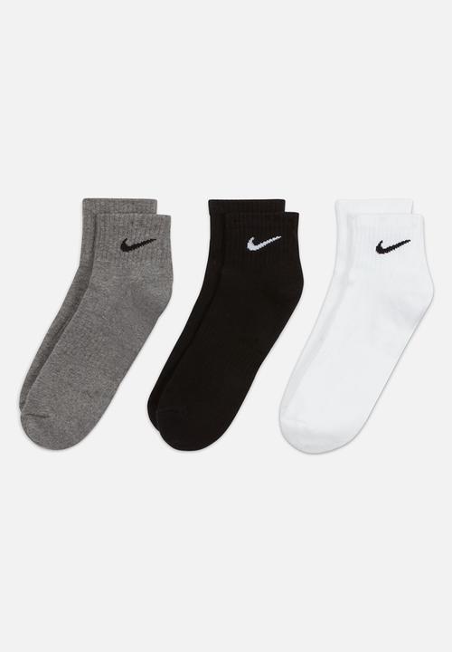 Superbalist.com Facebook ad