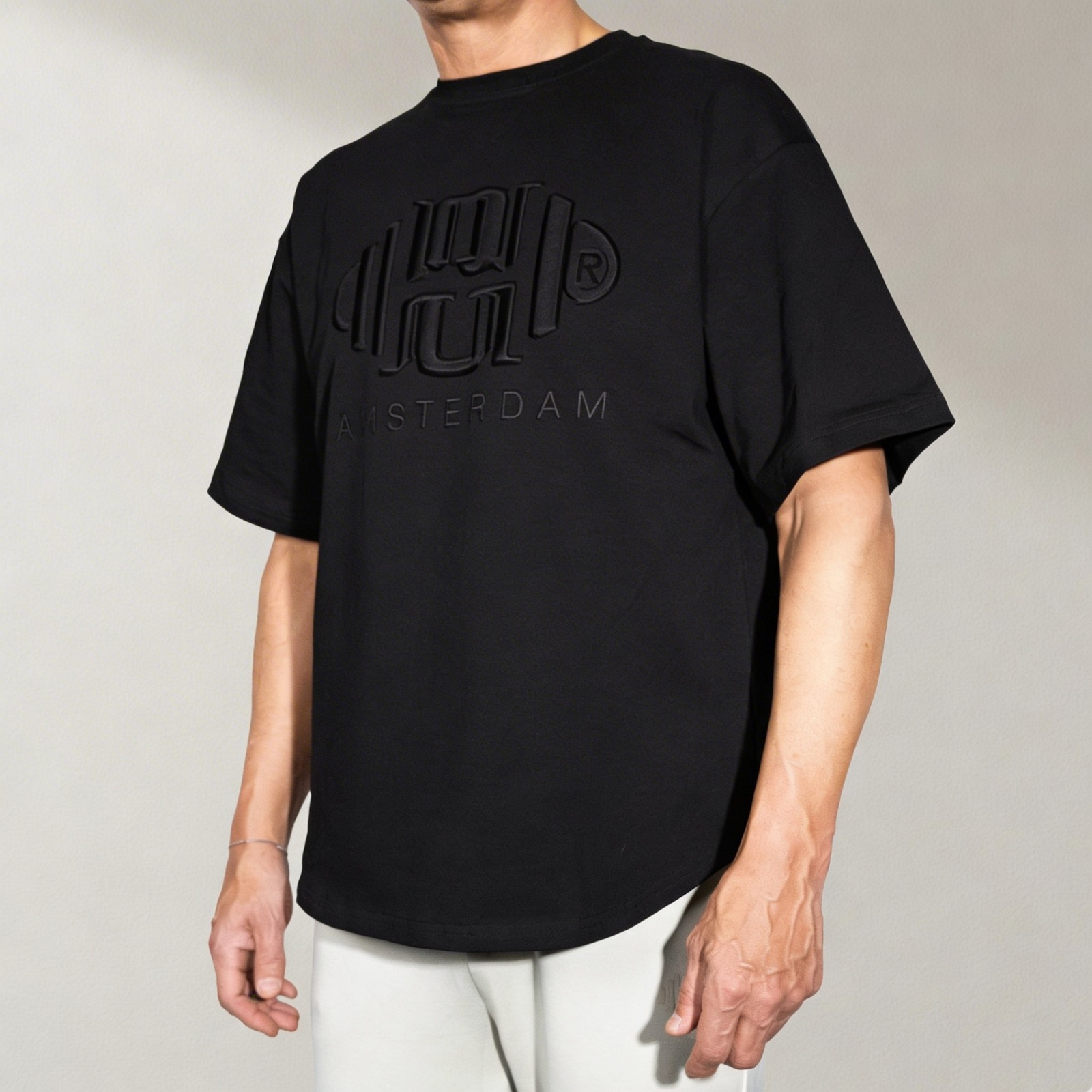 Muscle Up Store Facebook ad: MU Amsterdam