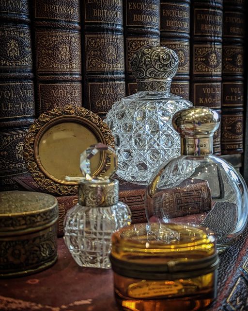 The Antique Collective Facebook ad: Discover something with a story at The Antique…