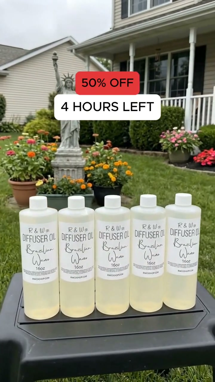 Amyandmadisonofficial Facebook ad: Enchanting Aromas That Last All Day!