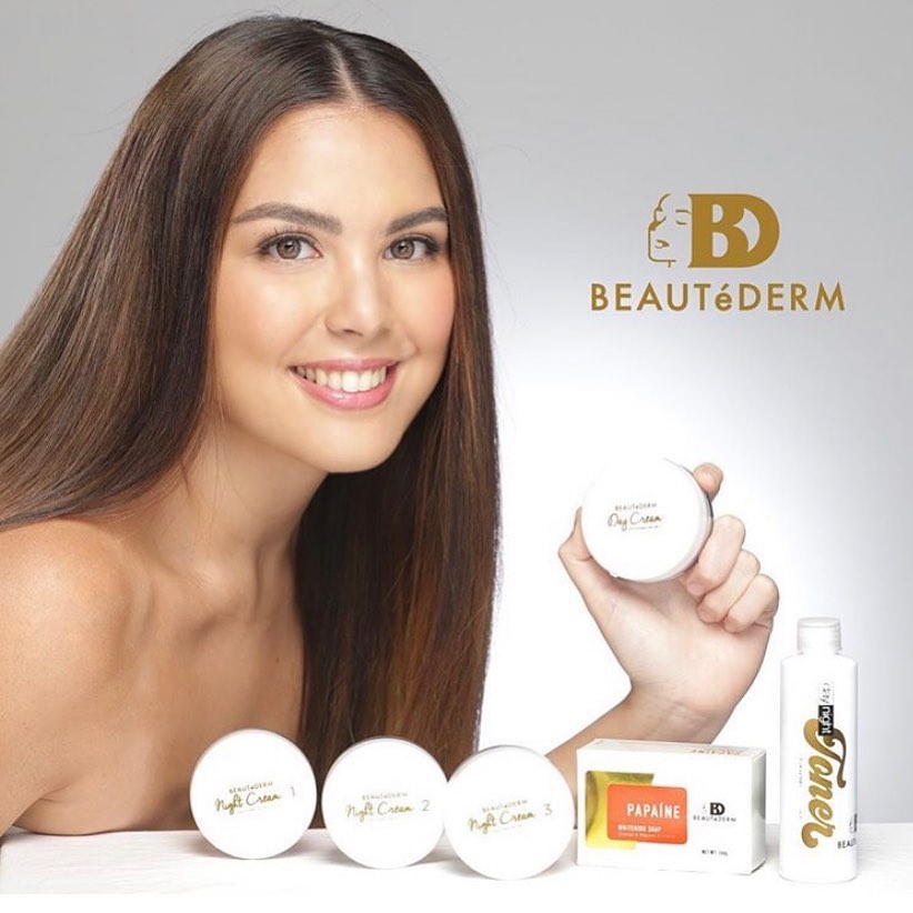 Beautéderm Chicago Facebook ad