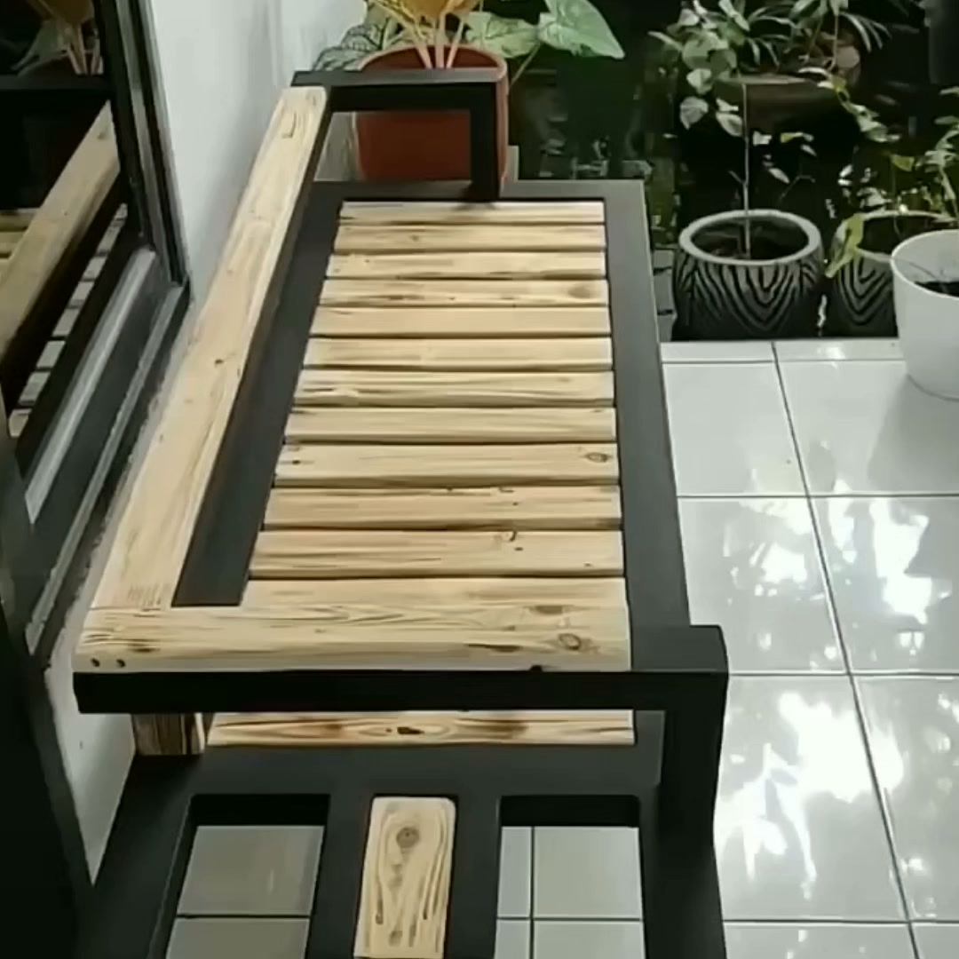 Master Crafts DIY Facebook ad: Stop Buying Furniture. Build It.