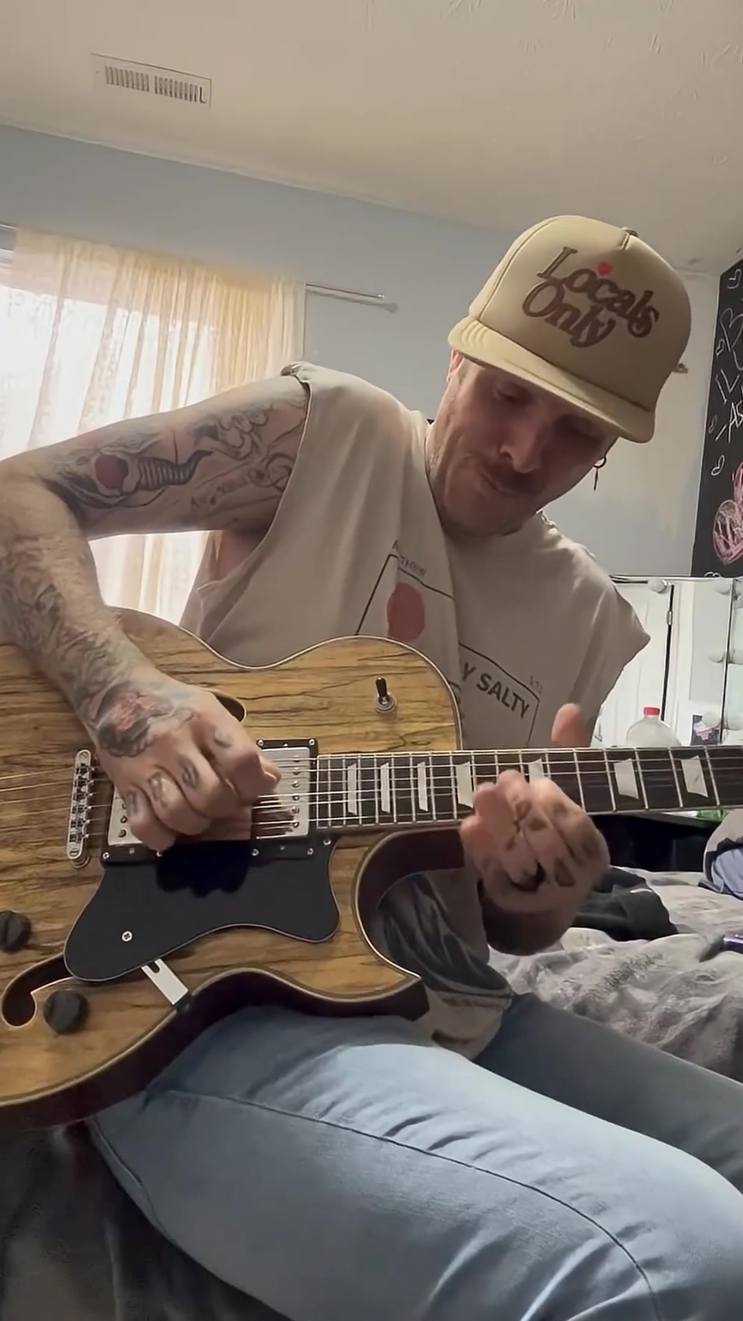 Guitar Kit World Facebook ad: Which Guitar Kit Matches Your Skill? Quiz