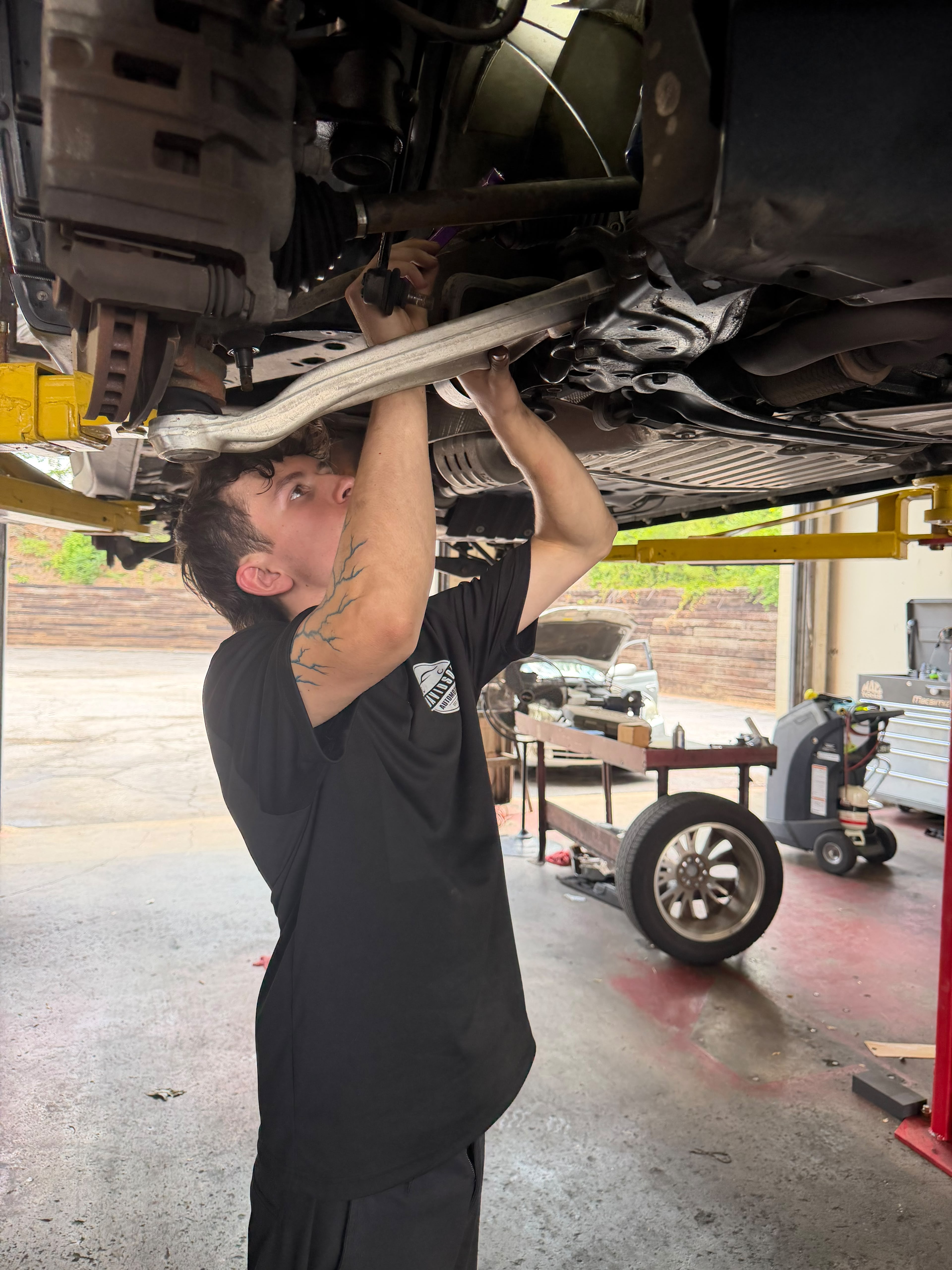 Davidson Automotive Facebook ad: Auto Technician, Family-Owned Shop for 38-Years ($100K+…