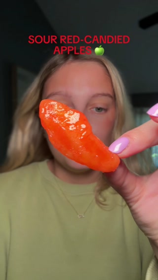 FINAL BOSS SOUR Facebook ad: Mouth-Watering Fruit Snacks