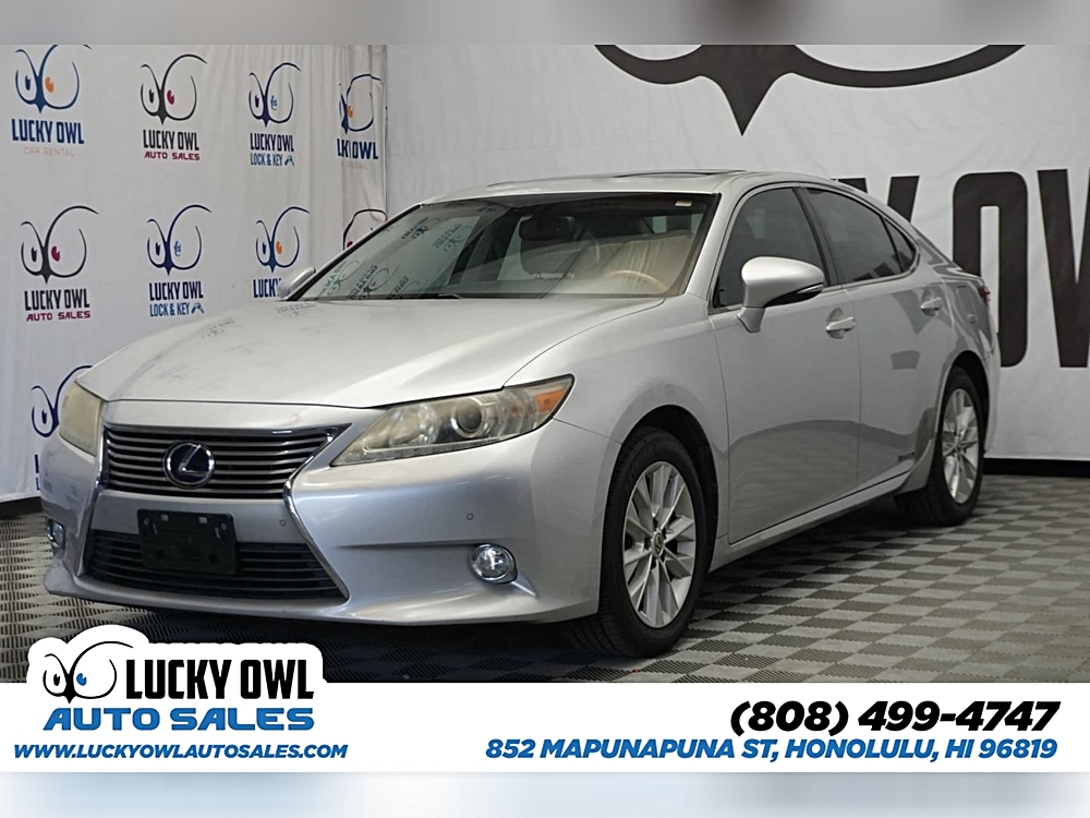 Lucky Owl Auto Sales Facebook ad: Honolulu’s Trusted Pre-Owned Dealership