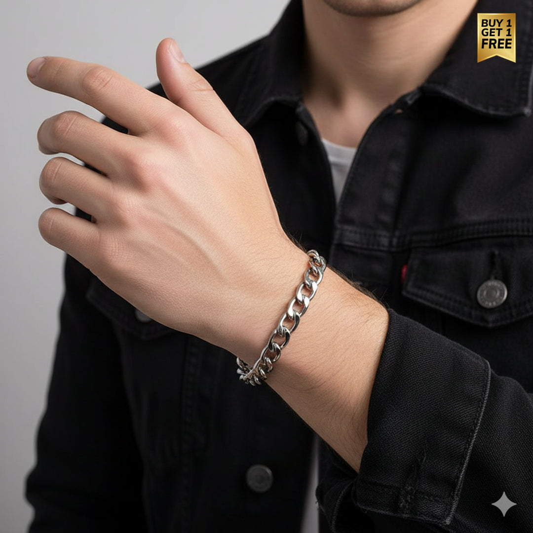 Kekaa.co Facebook ad: Why settle for ordinary when you can wear…