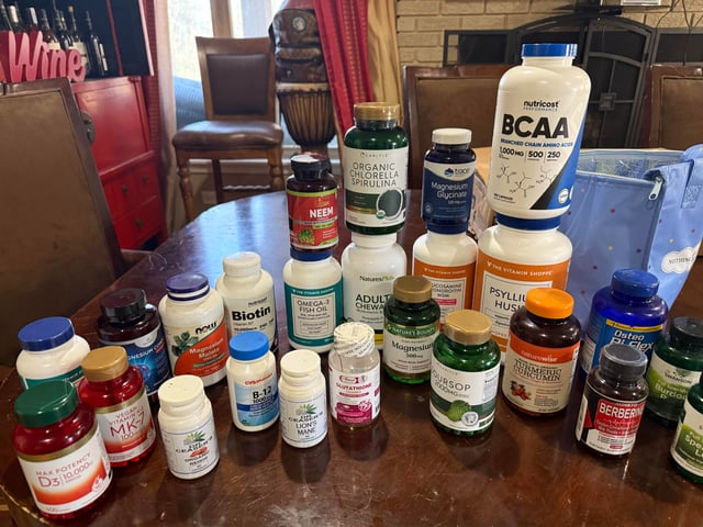Nutritionist - Mary Davis, PhD Facebook ad
