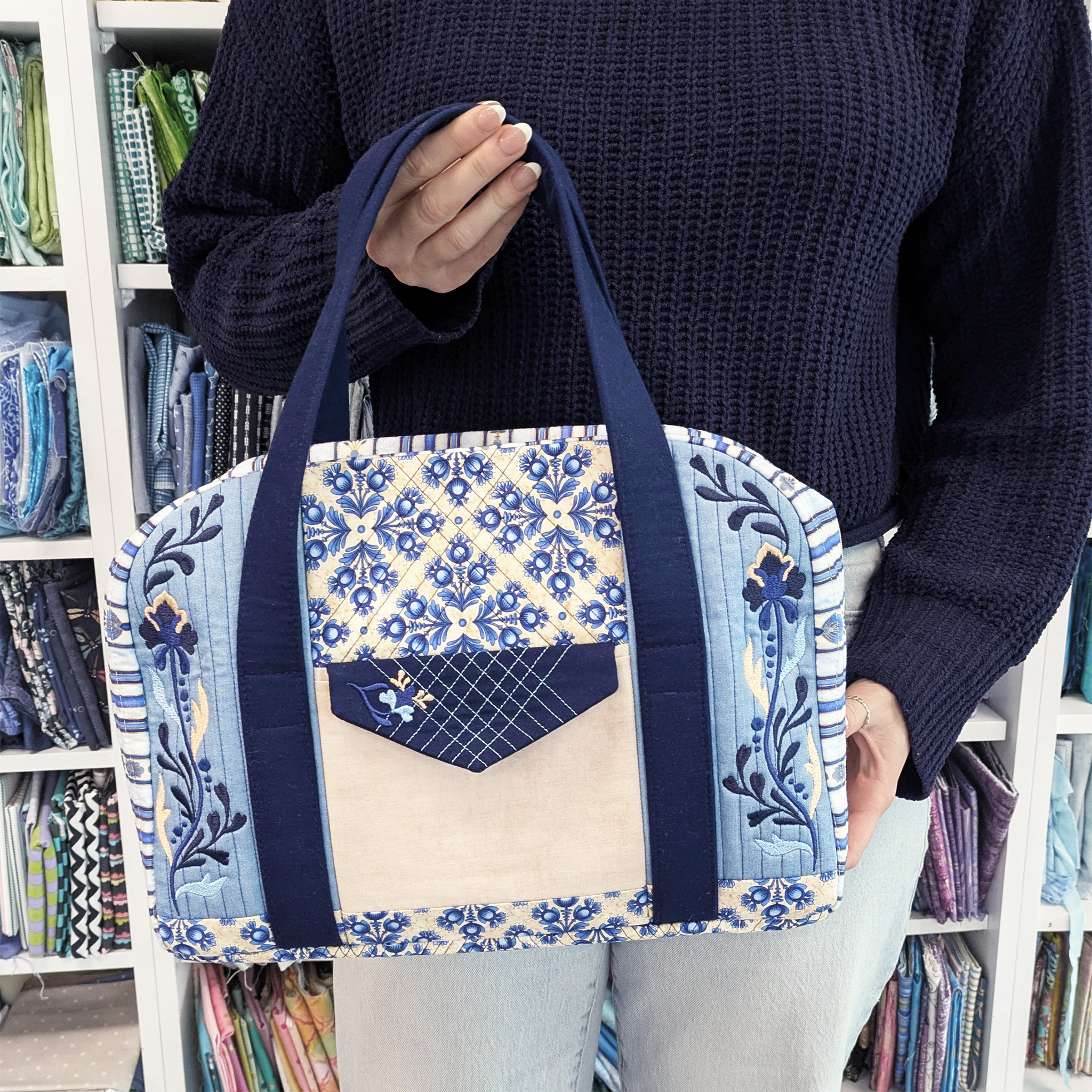 Sweet Pea Machine Embroidery Facebook ad: New ITH Travel Tote