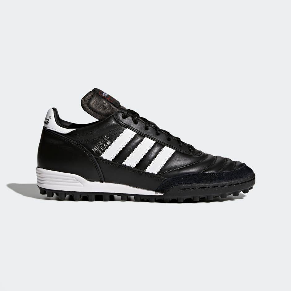 adidas Costa Rica Facebook ad