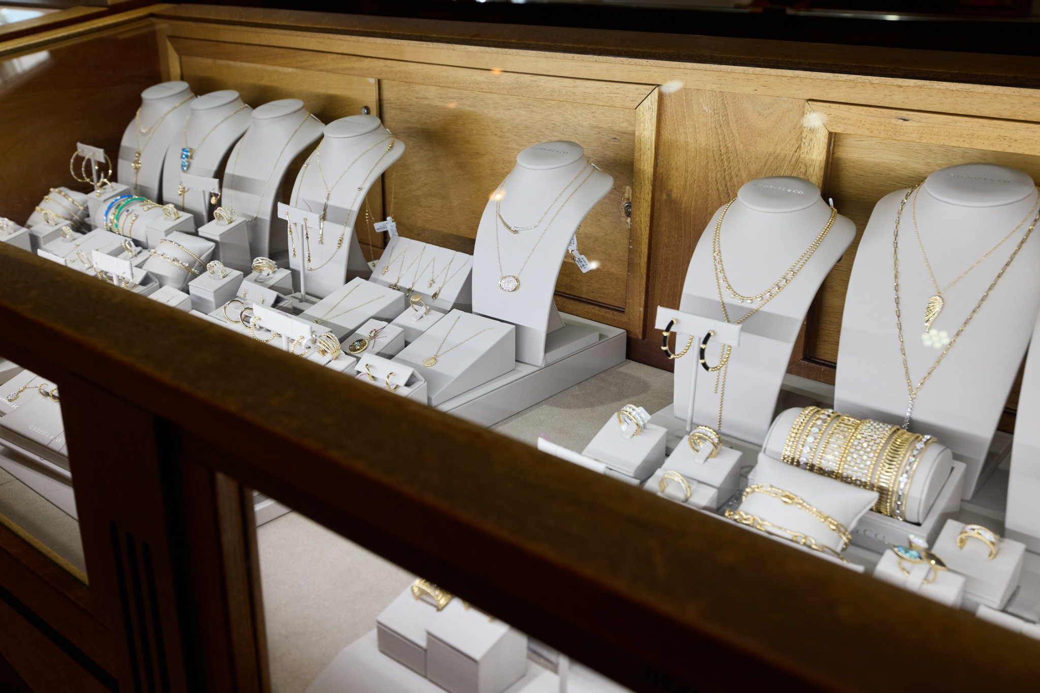 Jewelers Trade Shop Facebook ad