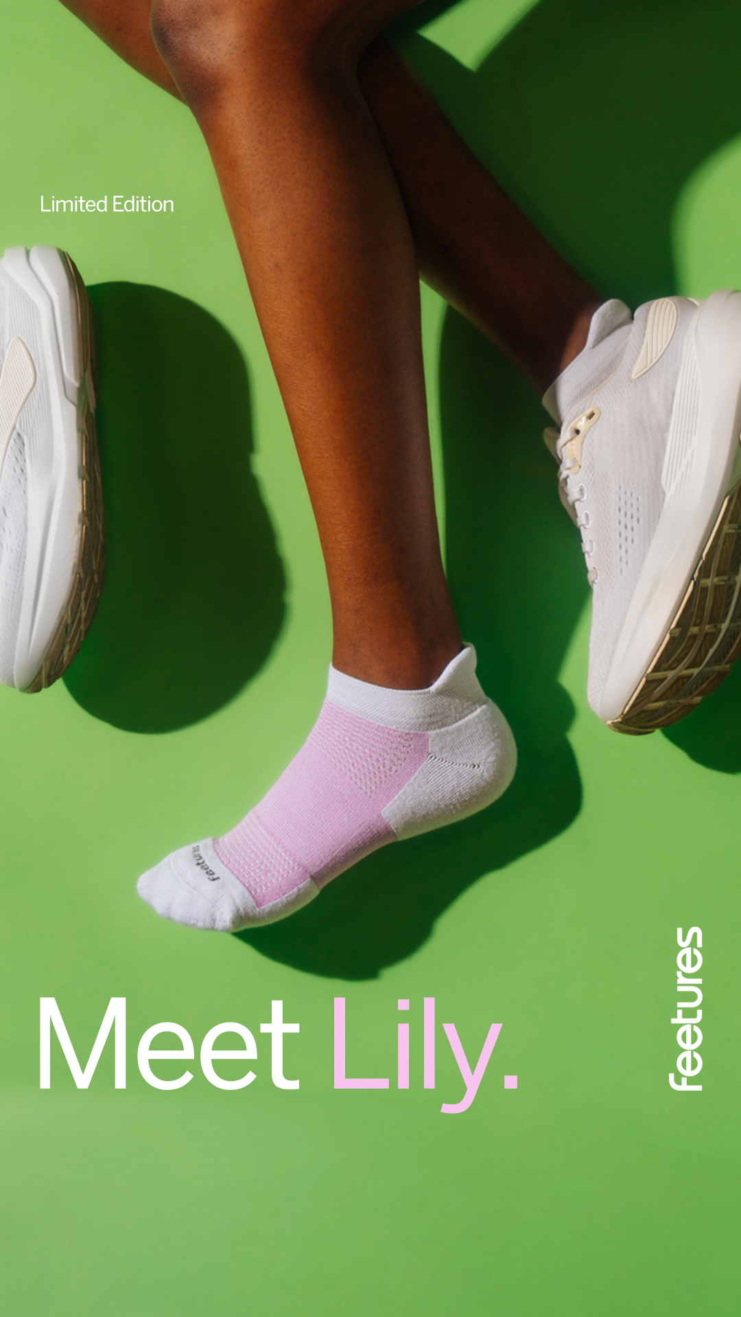 Feetures Facebook ad