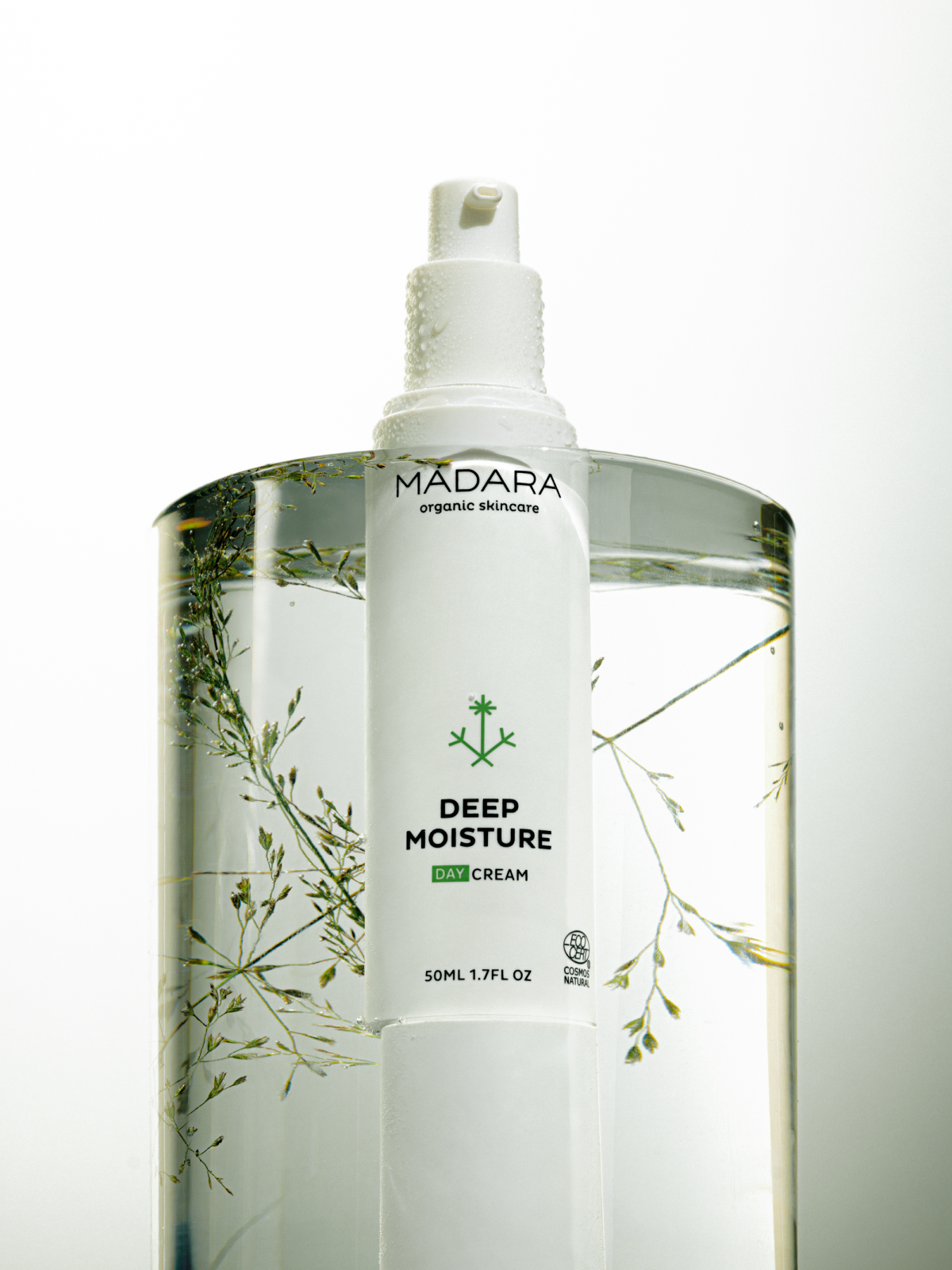 Mádara Organic Skincare Facebook ad