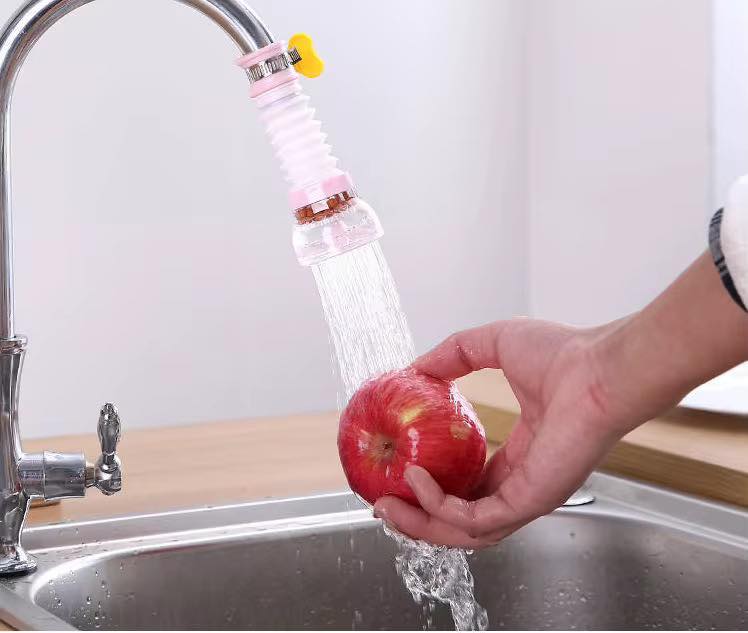Familistore Facebook ad: Tu penses que ton eau du robinet est…