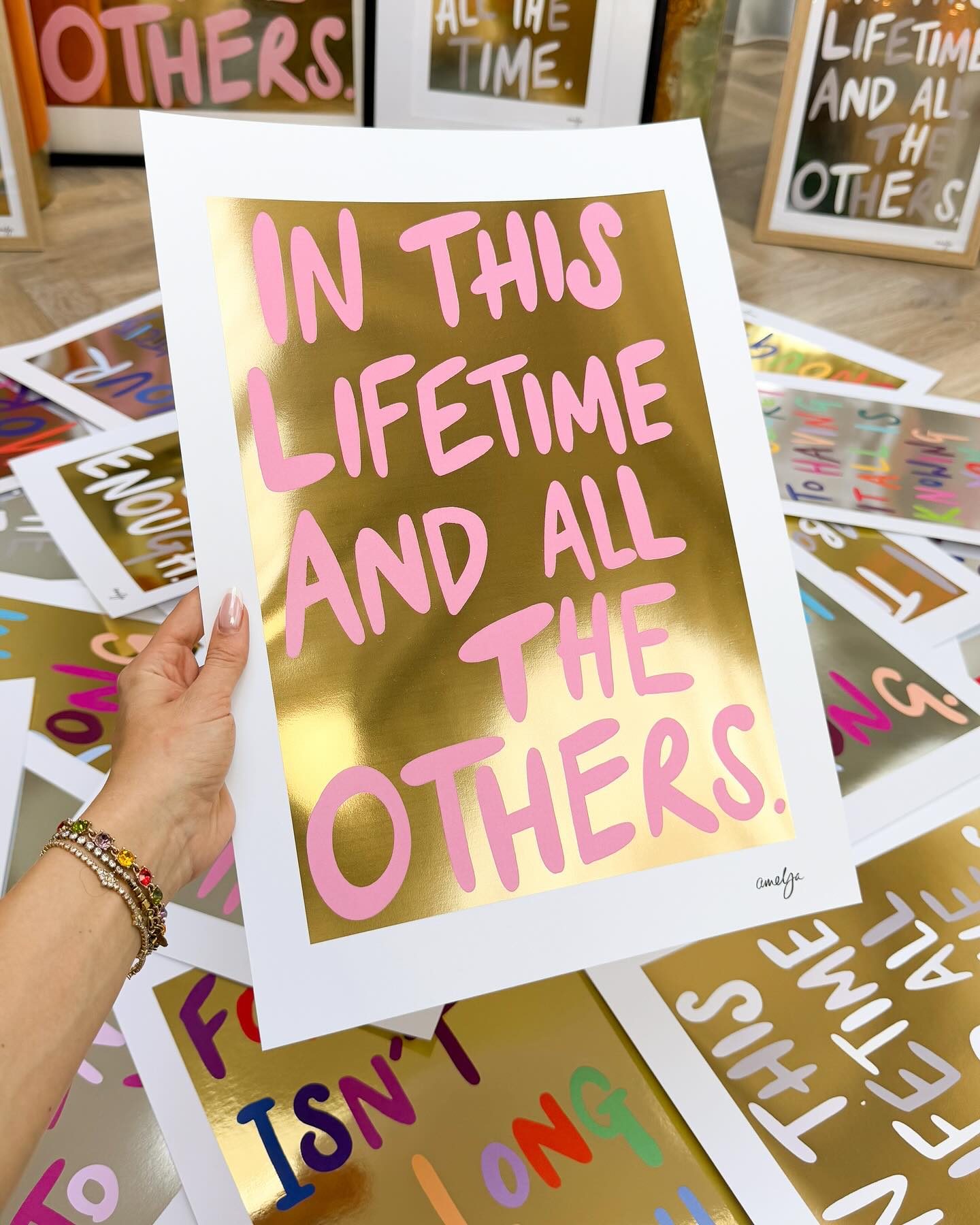 Amelja Facebook ad: Daily inspiration through prints within your home