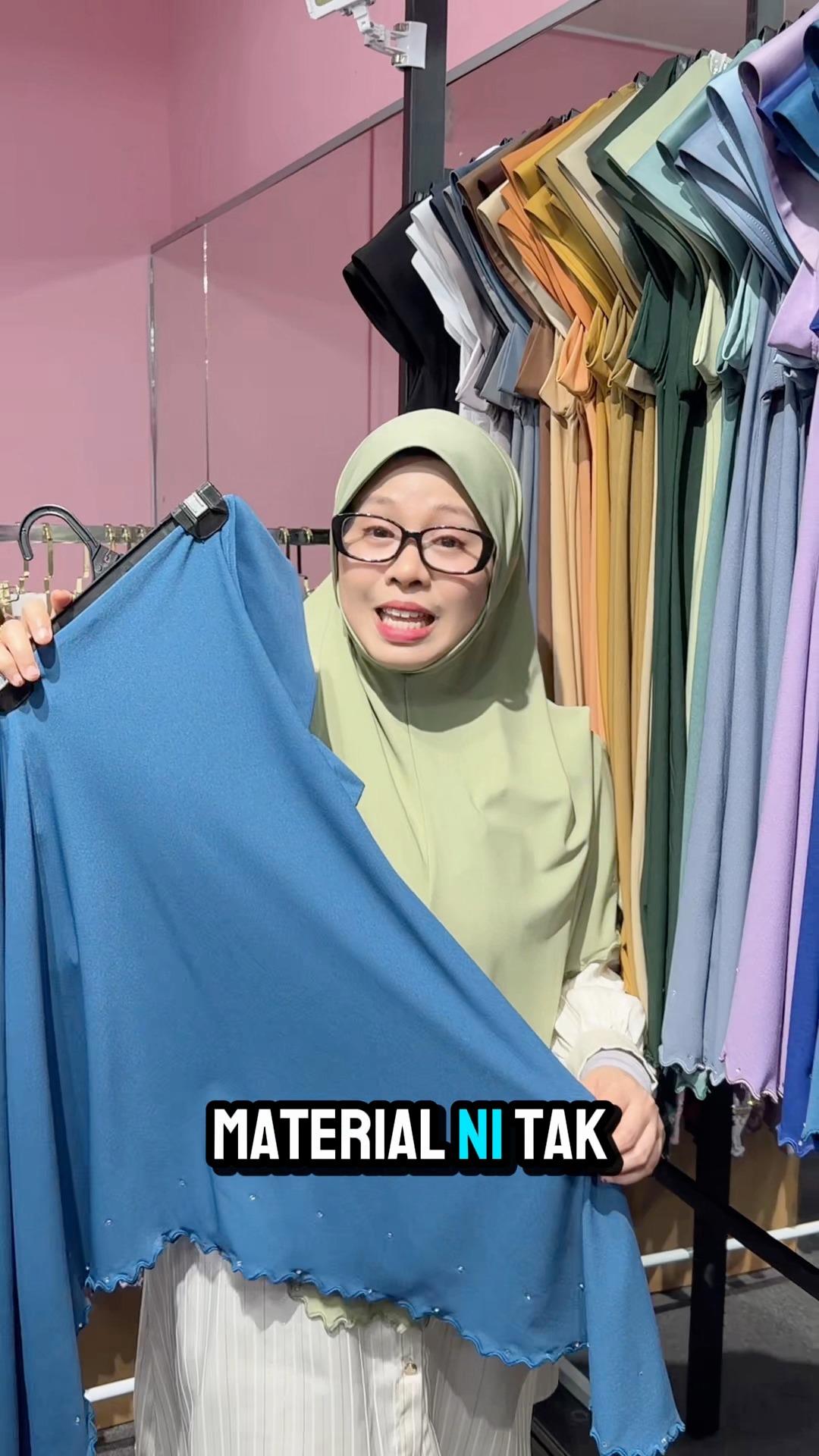 Sarung Labuh by Wafa Facebook ad: PROMO 3 HELAI RM110 SAHAJA