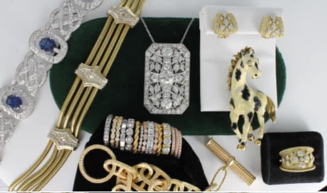 Southern Classic Jewelry Facebook ad