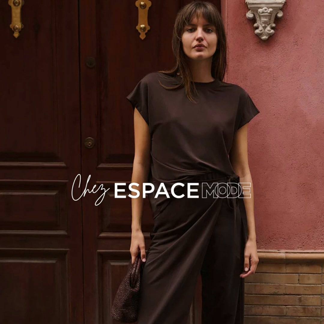 Espace Mode Facebook ad: YAYA chez Espace Mode