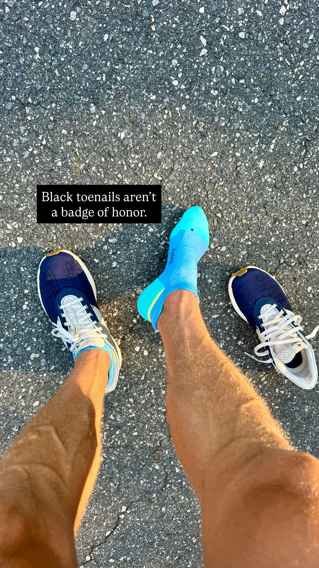Feetures Facebook ad