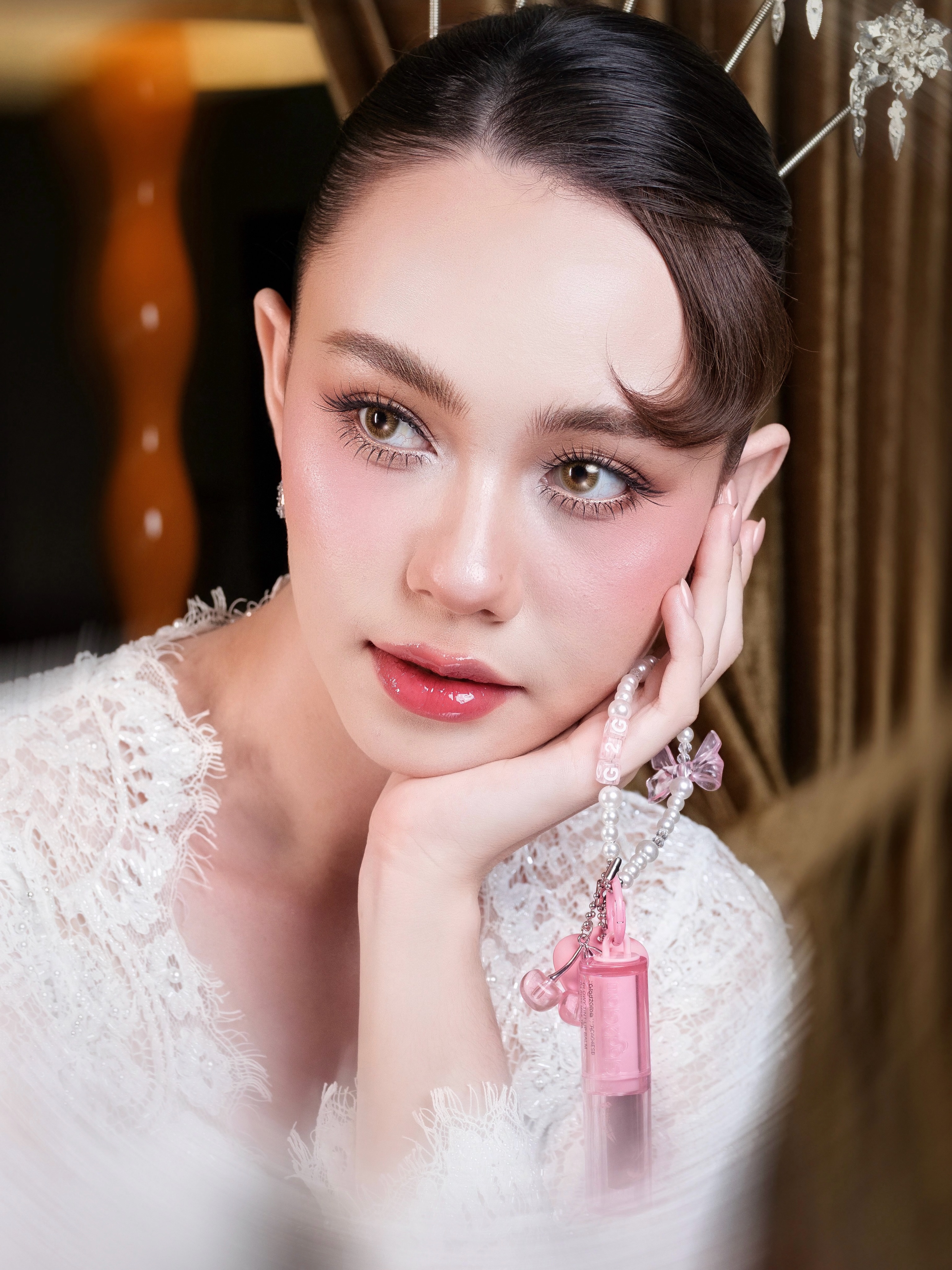 Tyasiqbalmakeupartist Facebook ad