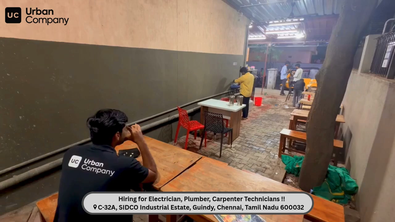 Urban Company Professionals - Homes Facebook ad: தகுதியான பிளம்பர்கள் உடனடியாகத் தேவை.