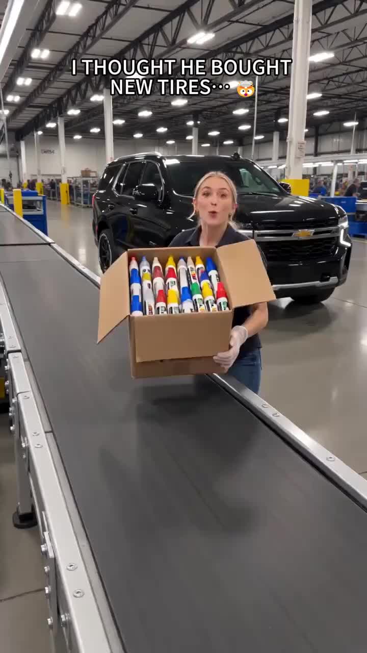 Spectacularing.A Facebook ad: Magic Waterproof Tire Paint Pen