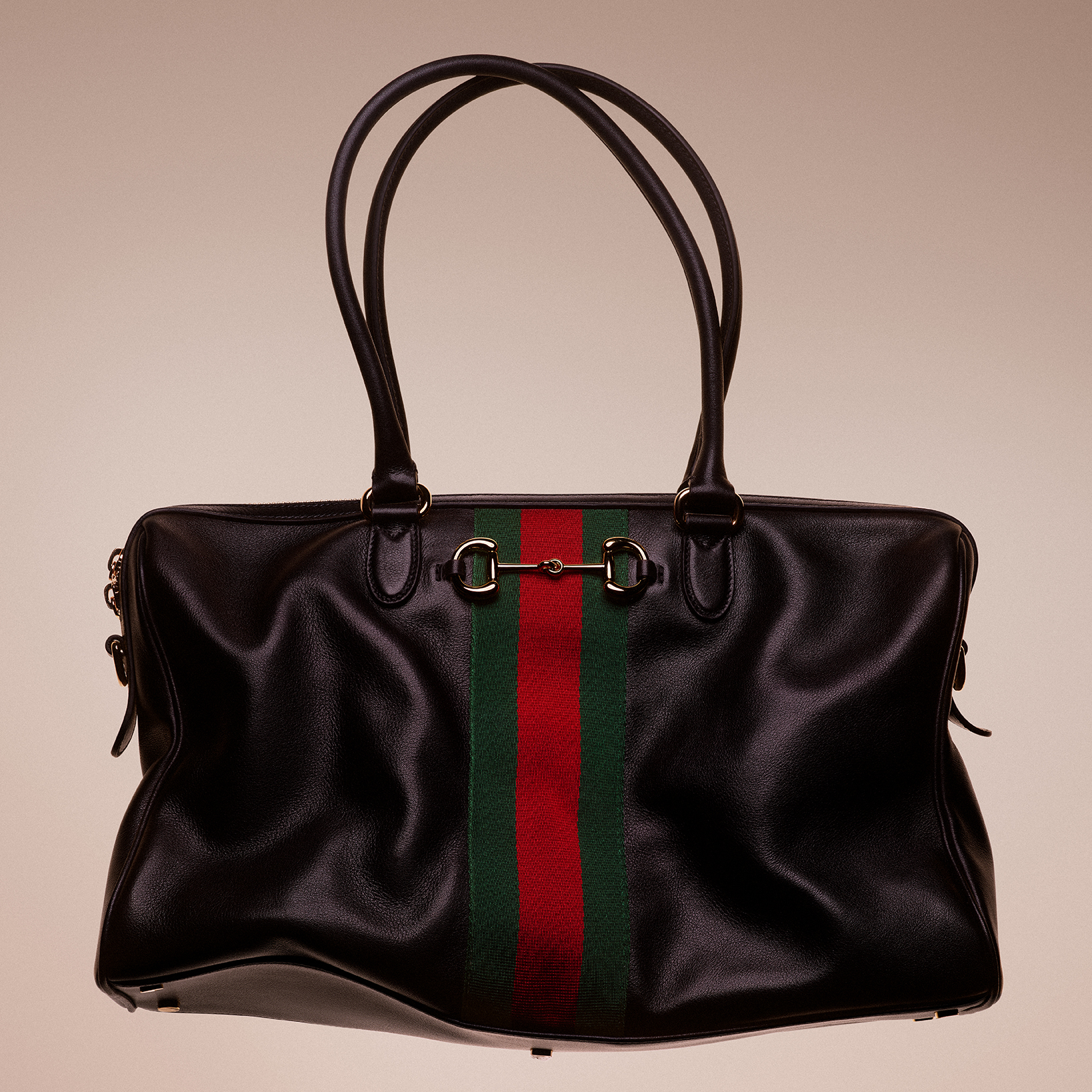 Gucci Facebook ad