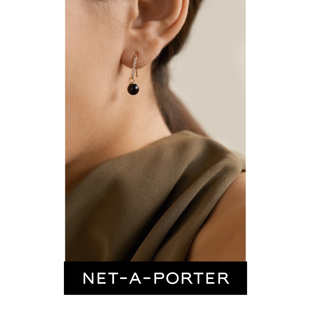 NET-A-PORTER Facebook ad: Discover NET-A-PORTER: the world’s premier luxury fashion…