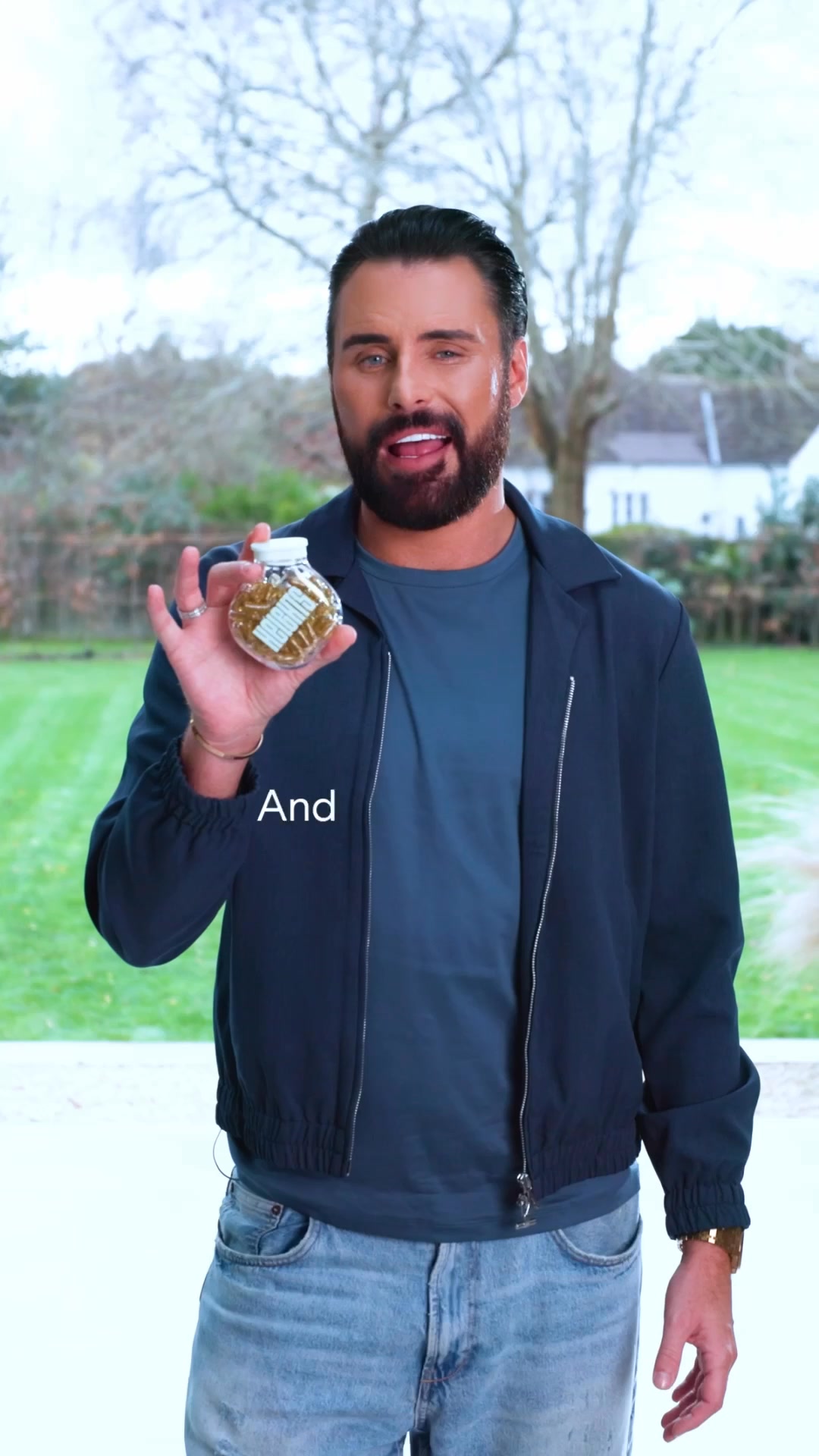 Your Heights Facebook ad: The multivitamin made by science