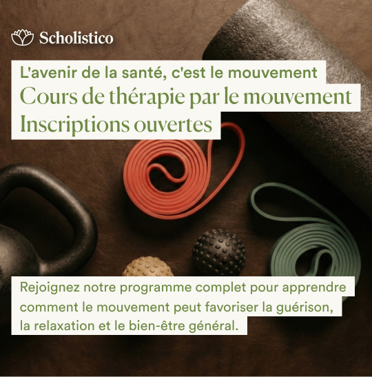 Scholistico en Français Facebook ad: Devenez praticien en thérapie par le mouvement
