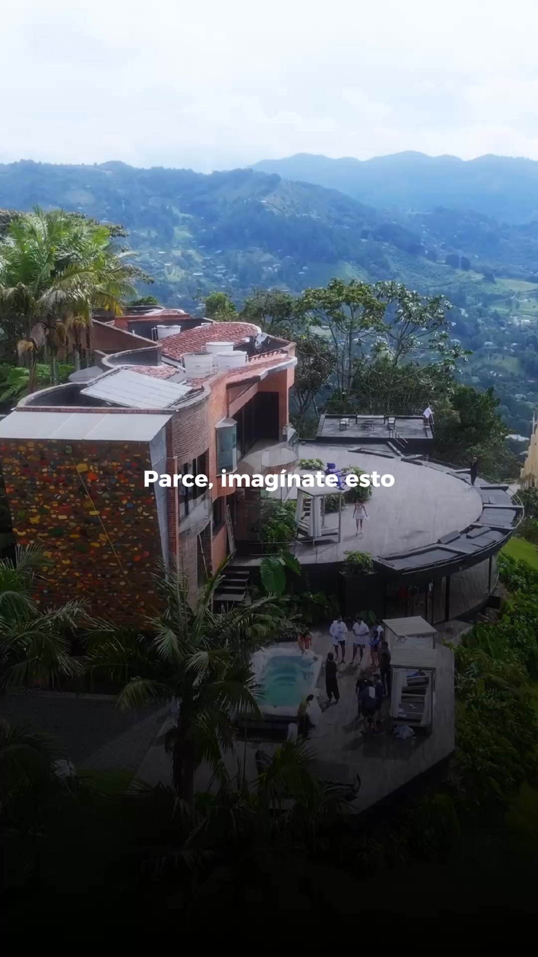 El Silicon Valley Facebook ad: Tu evolución exige un nuevo entorno.
