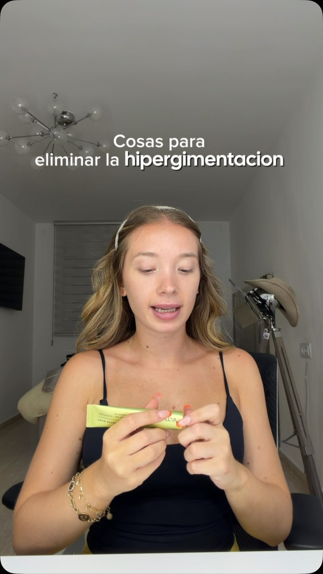 Arencia Global Facebook ad: Publi. Despigmentar las zonas oscuras no había sido…
