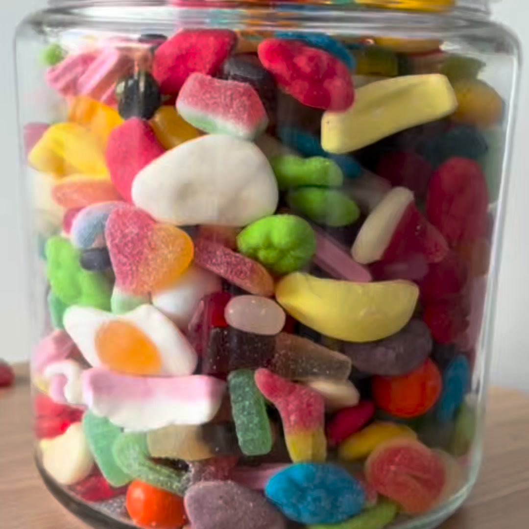 Gumdrop Lolly Shop Facebook ad: FREE LOLLIES! (Yep you read that right!)