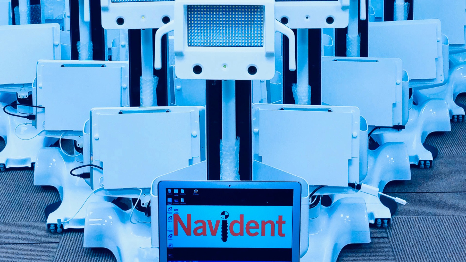 IPP pharma Facebook ad: Navident, Matériel innovant de chirurgie dentaire