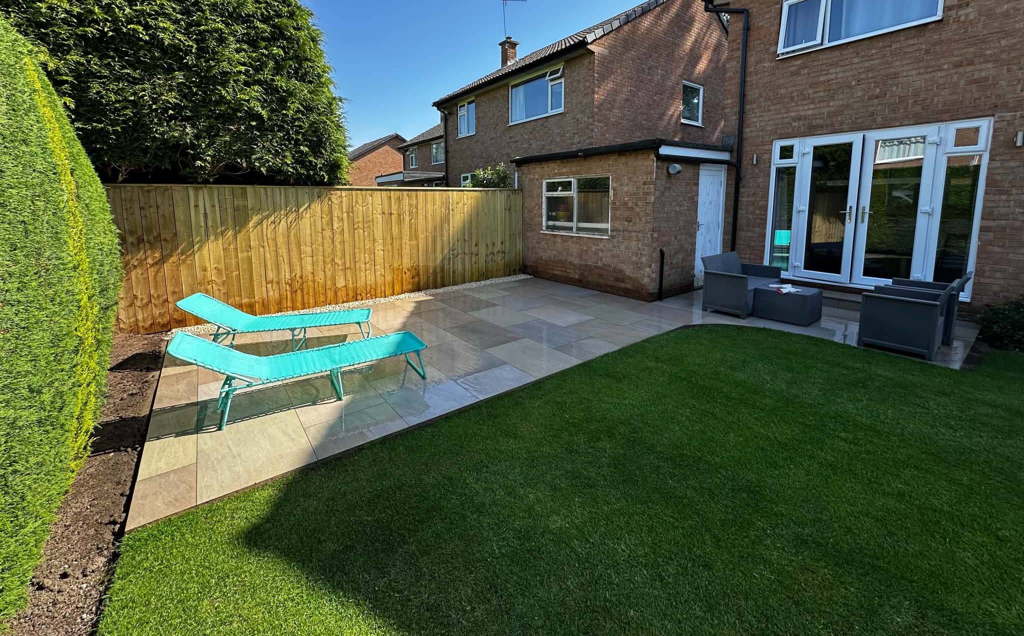 O.Scott Landscaping & Groundworks Facebook ad: Rear porcelain patio