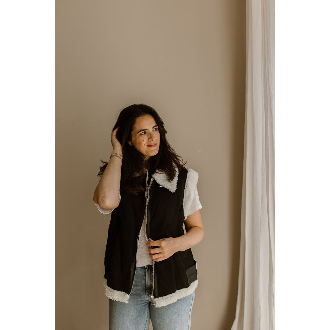 Lot. Facebook ad: Shop nu jouw favoriete jasjes en blazers bij…