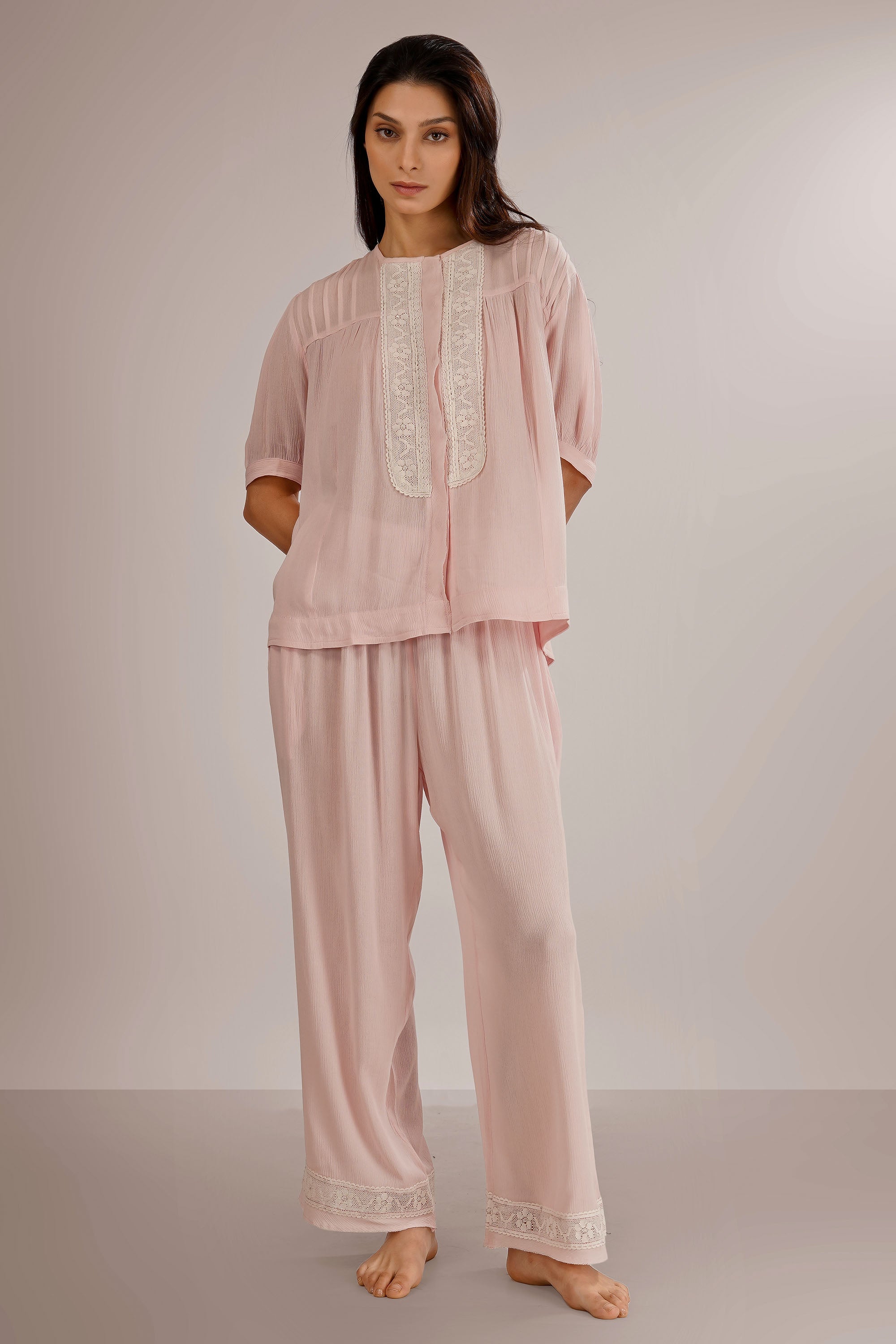 afterdark.co.in Facebook ad: Sleep in style and comfort with After Dark’s…