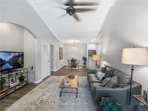 The Ruby Poole Team- Collier & Associates -Bentonville Facebook ad